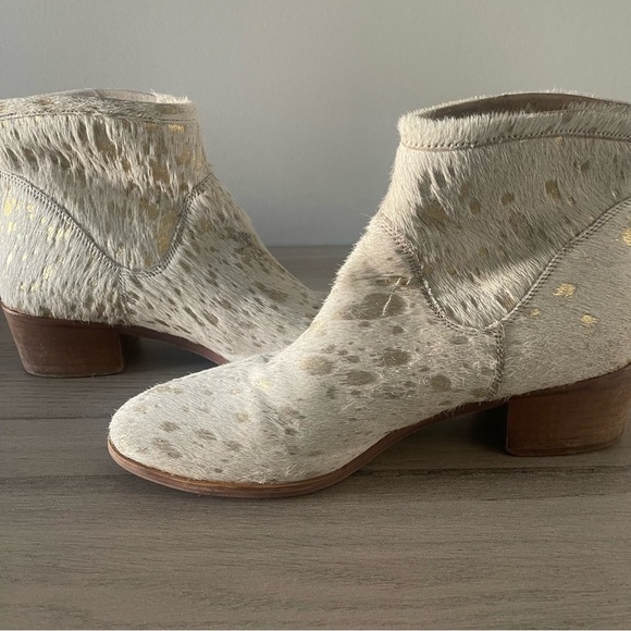 Coconuts by Matisse | The Slow Down Cow Hair Western Bootie - Picture 6 of 7